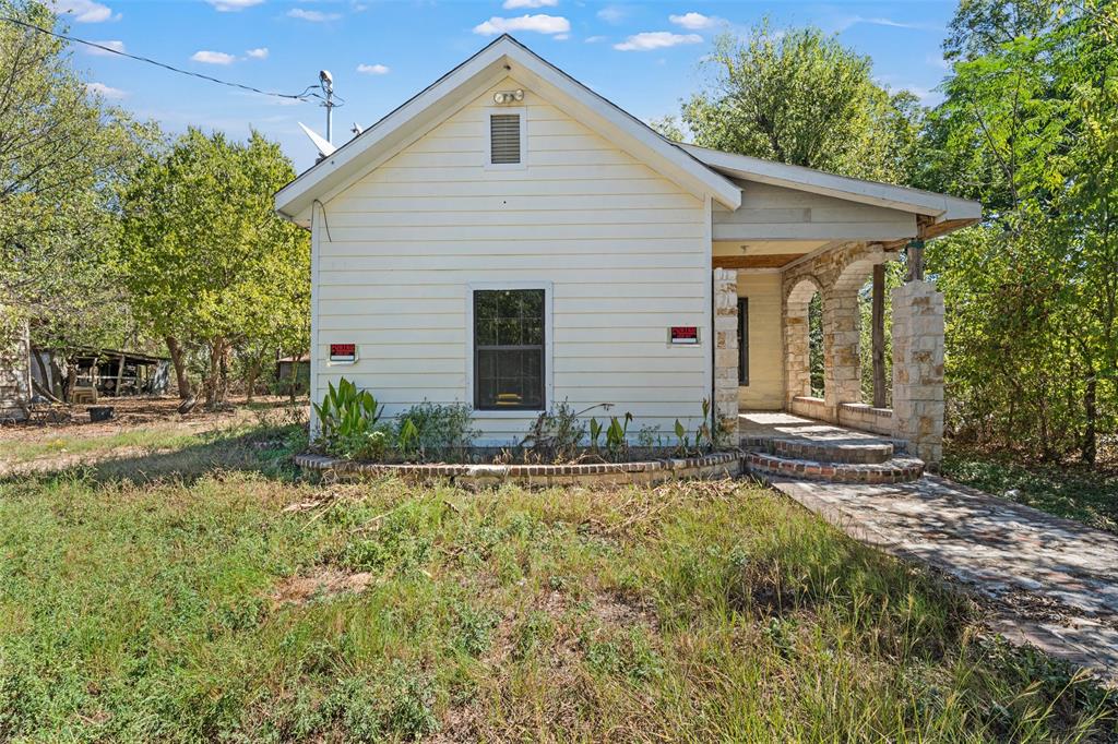 404 Eddins Street Property Photo 1