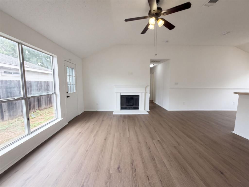1033 Olivewood Lane Property Photo 3