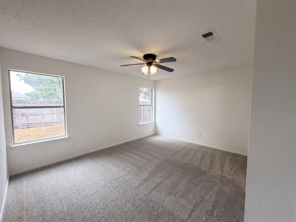 1033 Olivewood Lane Property Photo 17