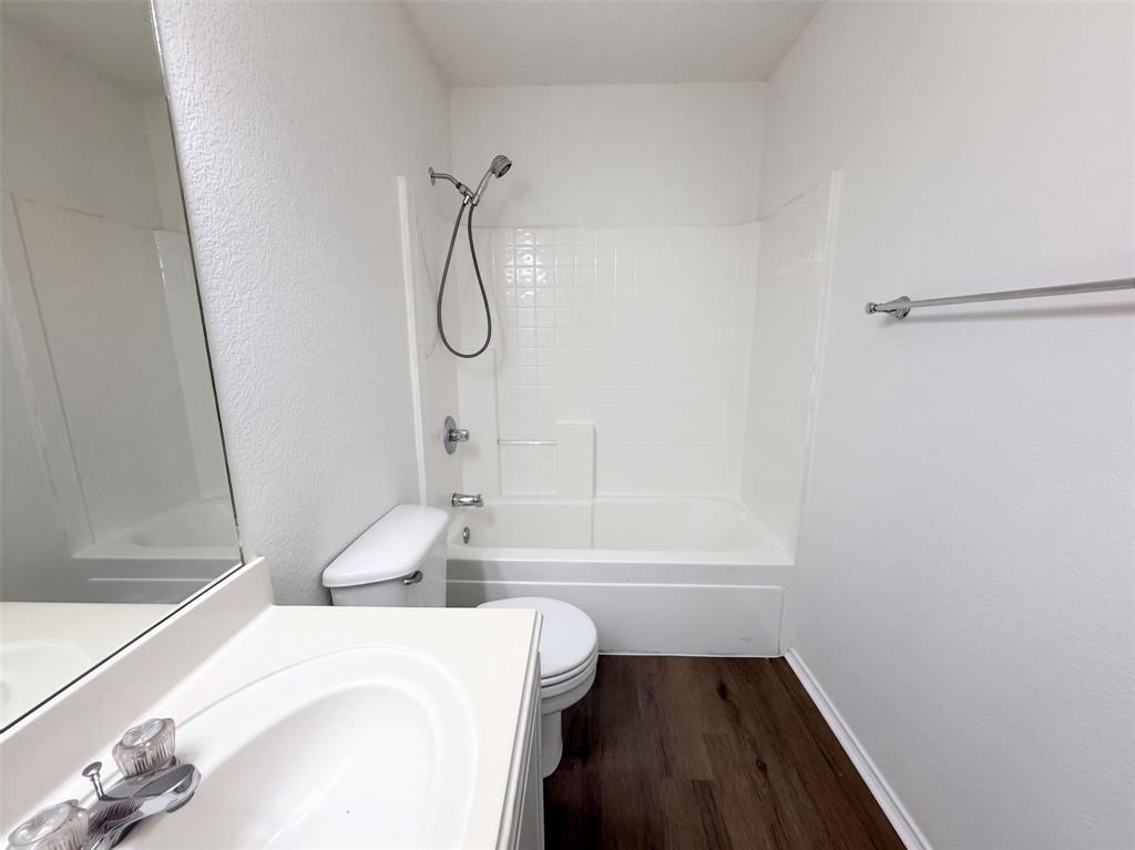 1033 Olivewood Lane Property Photo 20