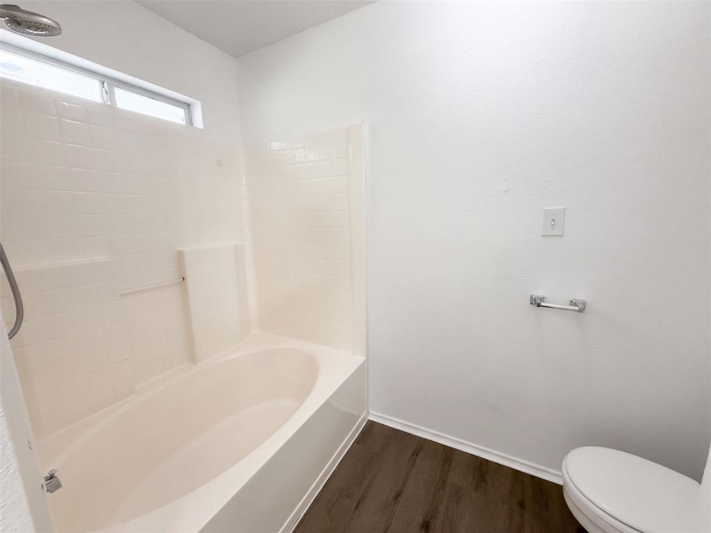 1033 Olivewood Lane Property Photo 24