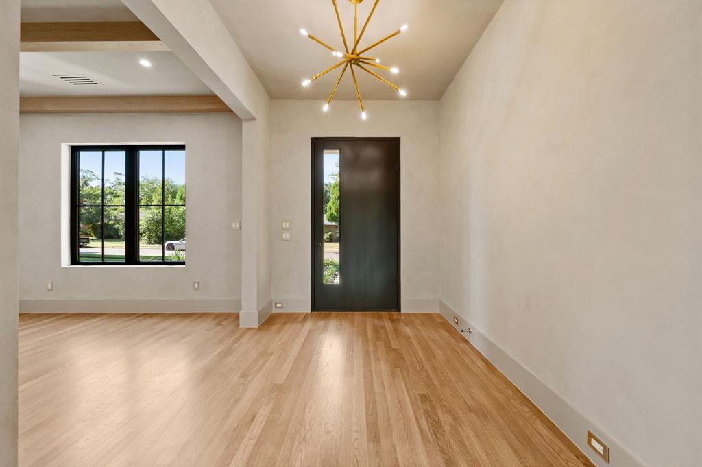 514 Copper Ridge Drive Property Photo 3
