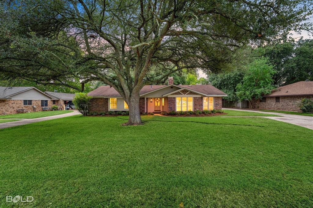 2302 Brownlee Road Property Photo 1