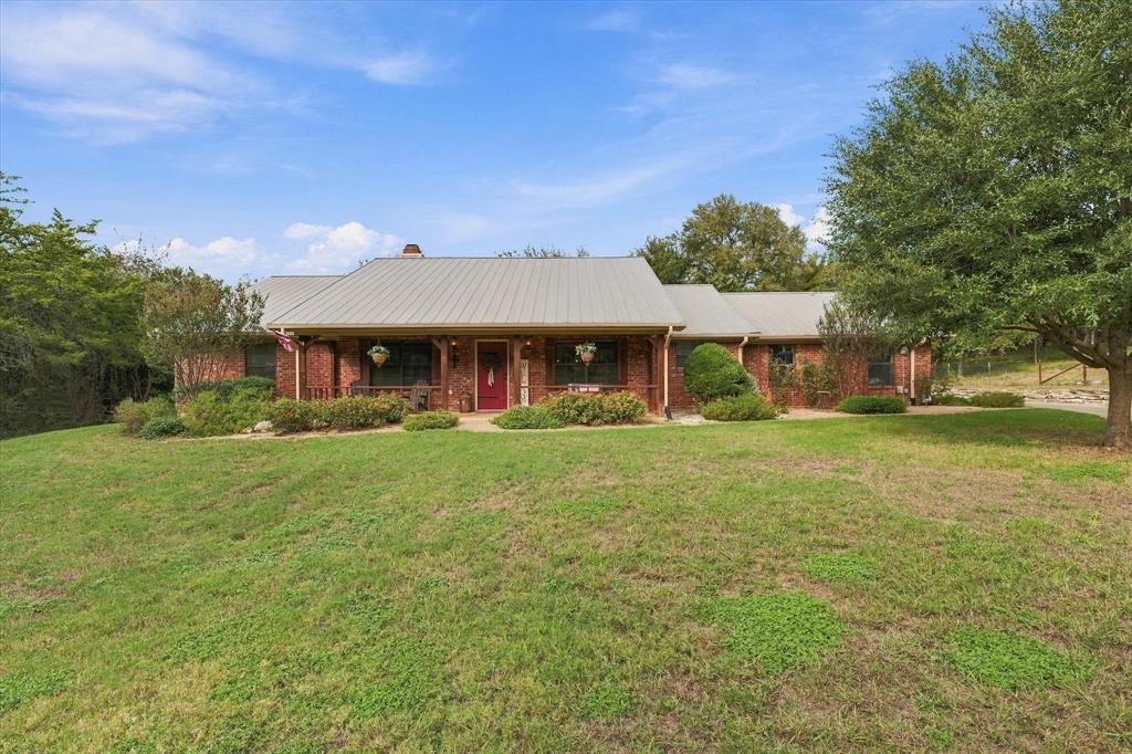 1600 Fox Ridge Road Property Photo 1