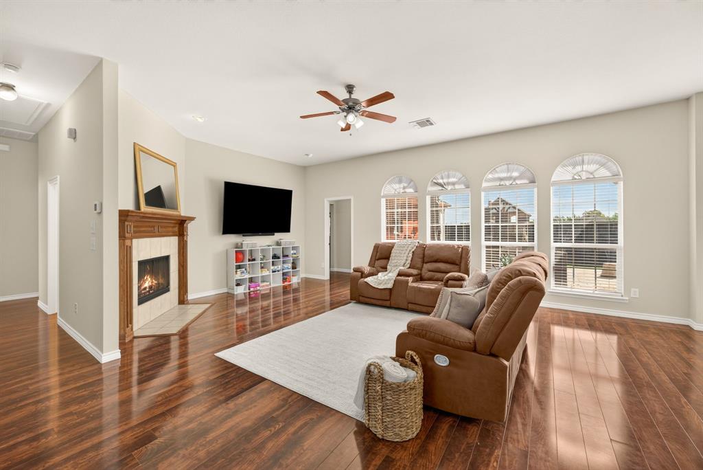 9150 Bastille Way Property Photo 2