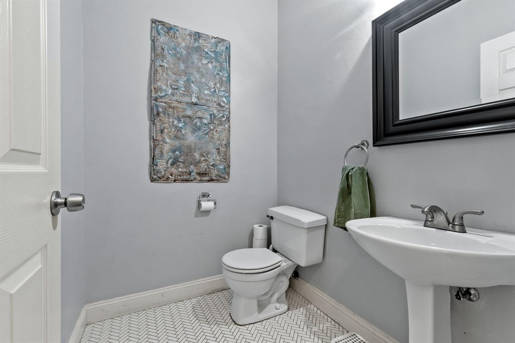 749 Yale Drive Property Photo 22