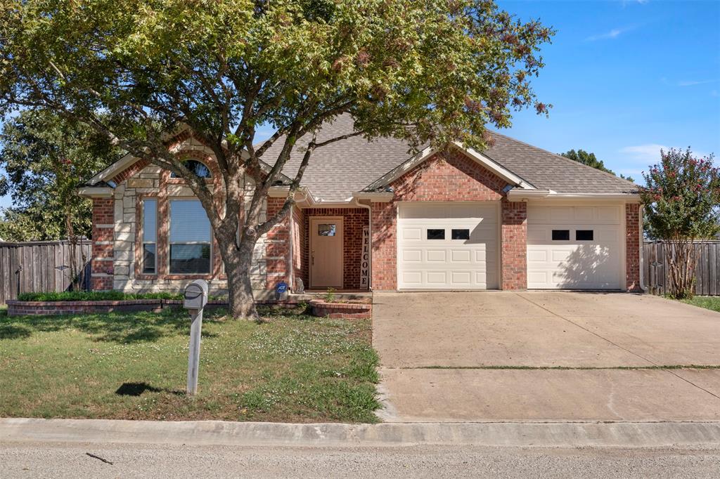 933 Calder Street Property Photo 1