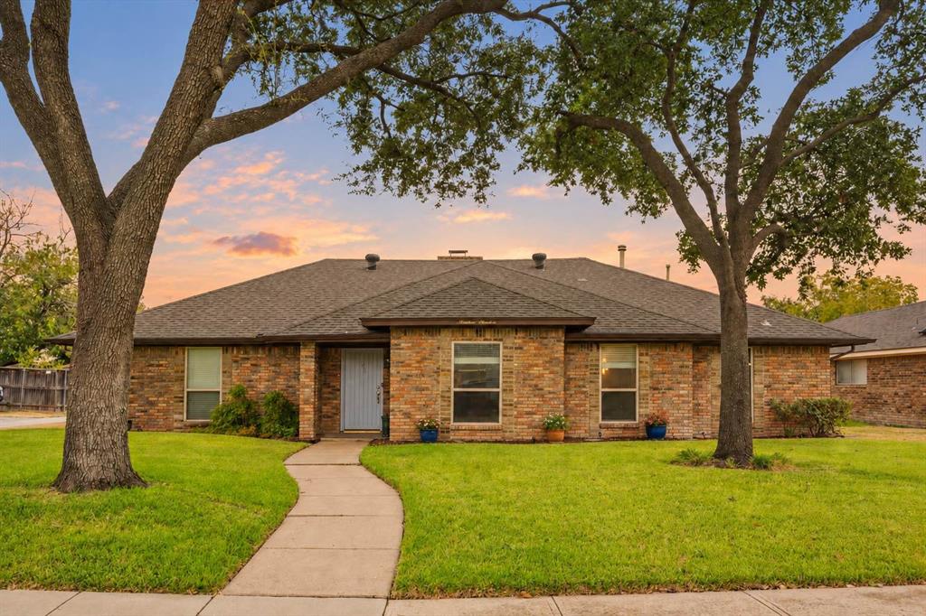 1919 Baylor Drive Property Photo 1
