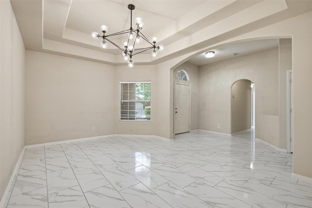 2813 Bradford Oaks Drive Property Photo 5