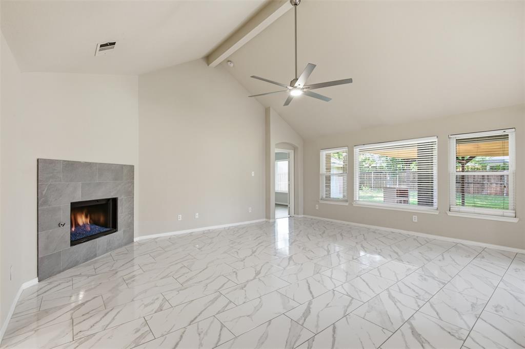 2813 Bradford Oaks Drive Property Photo 9