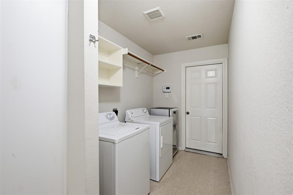 2813 Bradford Oaks Drive Property Photo 23