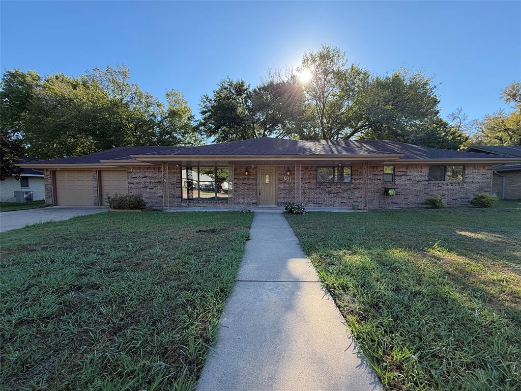 607 Turtle Creek Drive Property Photo 17