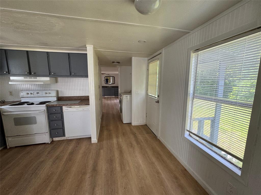 204 W Tarrant Street Property Photo 7