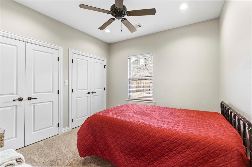 1037 Addison Avenue Property Photo 23