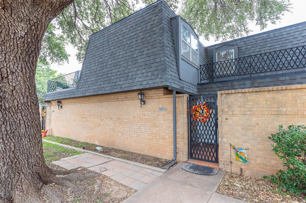 2814 Barrow Street Property Photo 1