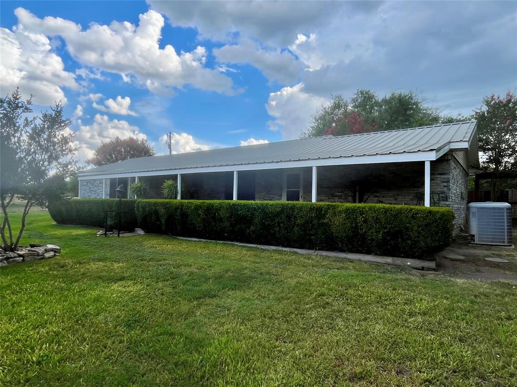 947 County Road 239a Property Photo 5