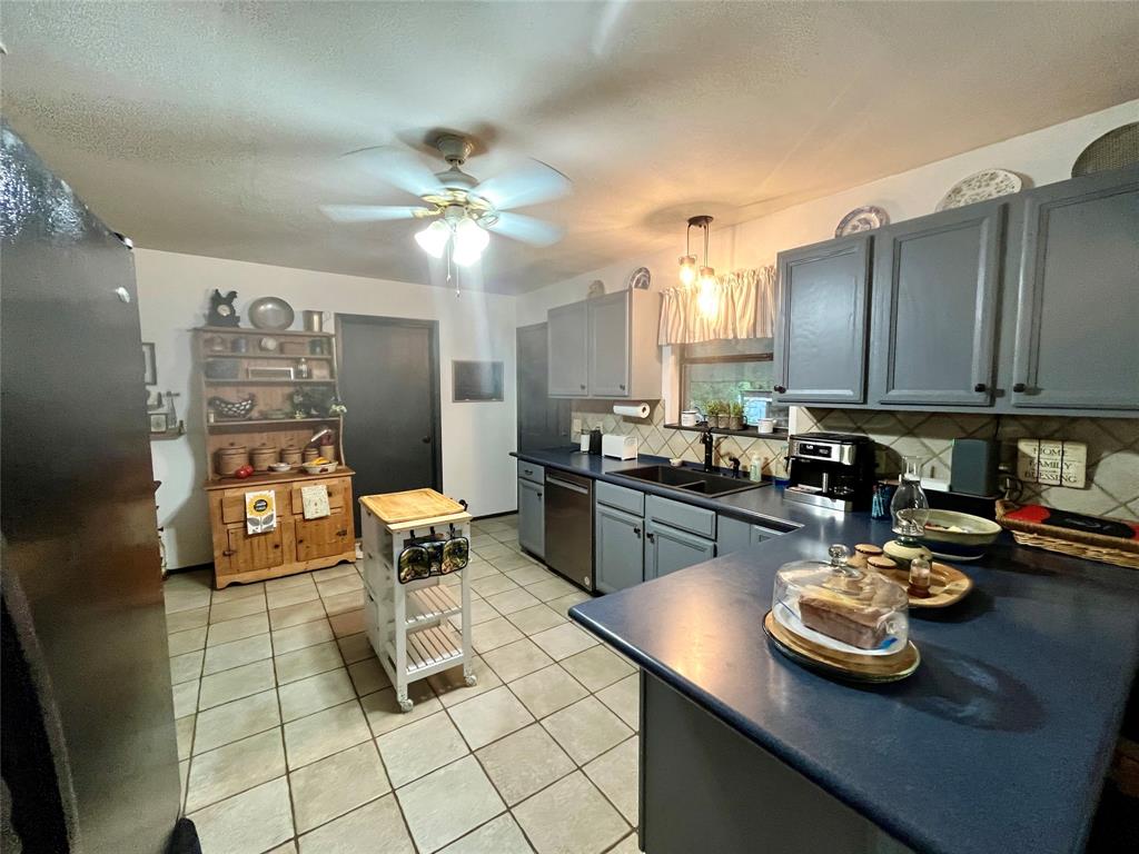 947 County Road 239a Property Photo 6