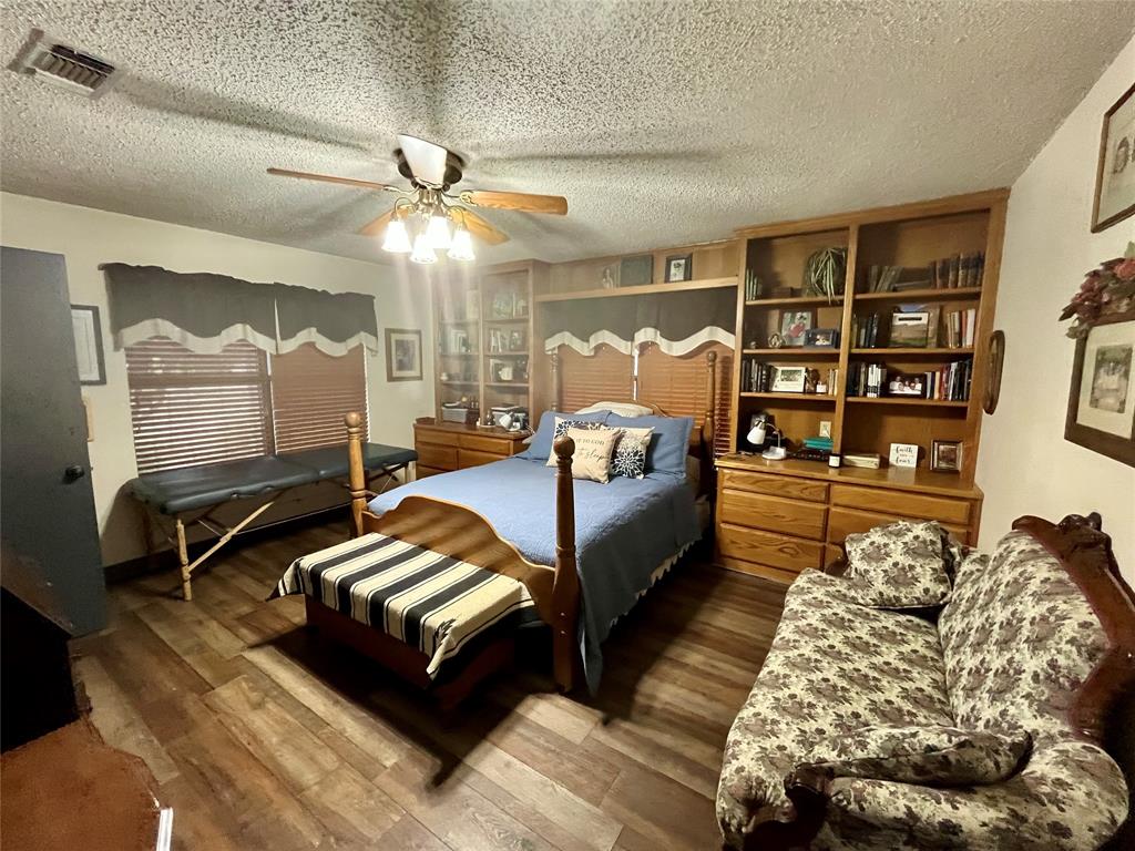 947 County Road 239a Property Photo 9