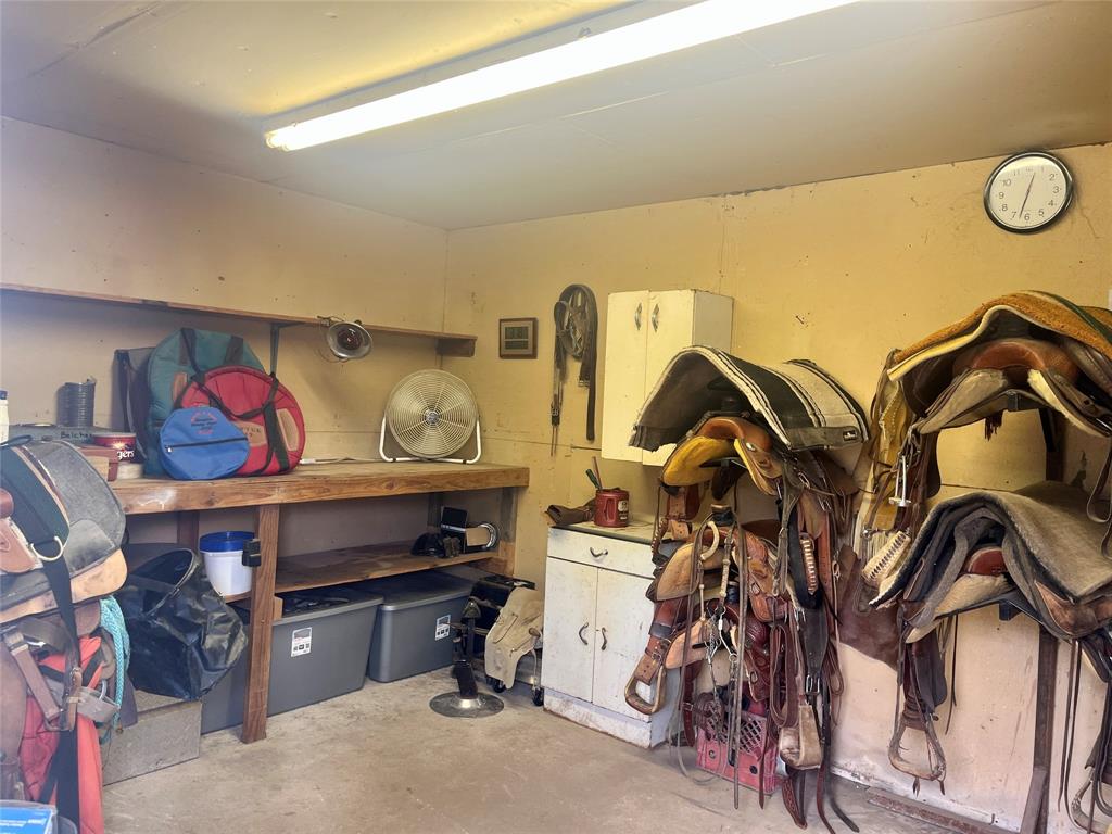 947 County Road 239a Property Photo 12