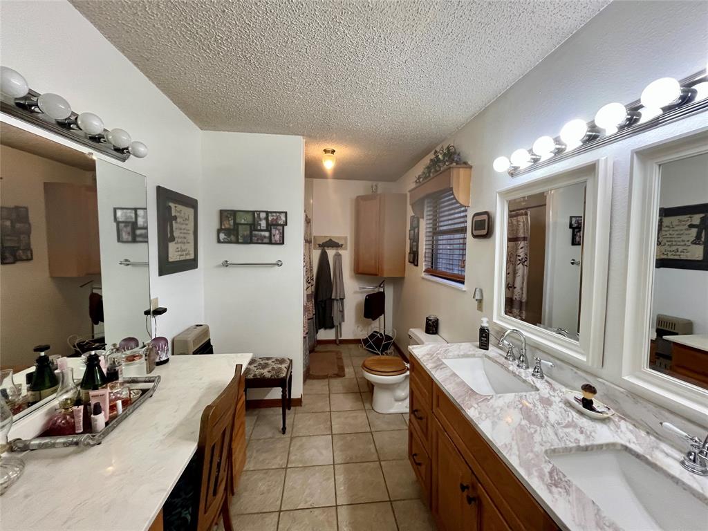 947 County Road 239a Property Photo 14