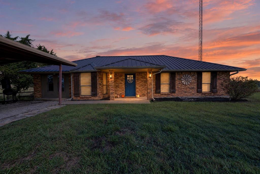 5274 Private Road 1170 Property Photo 1