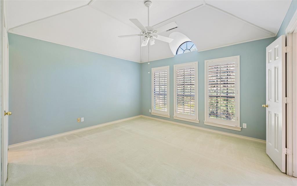 5806 London Lane Property Photo 34