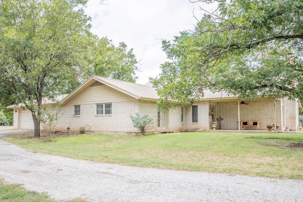 180 County Road 148 Property Photo 3