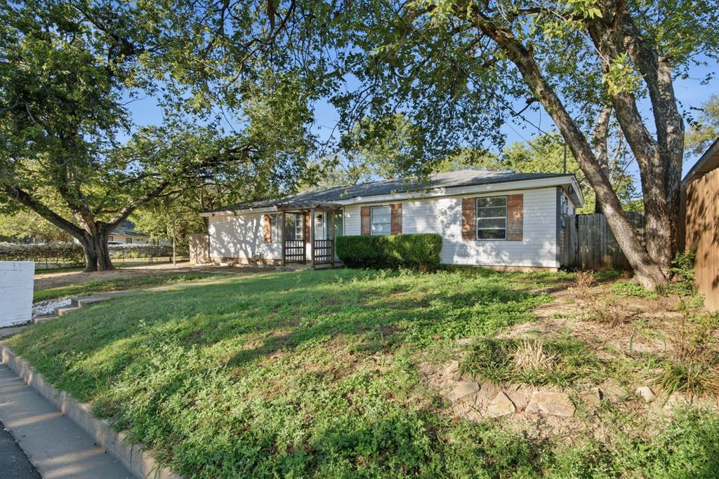 707 N Walnut Street Property Photo 1