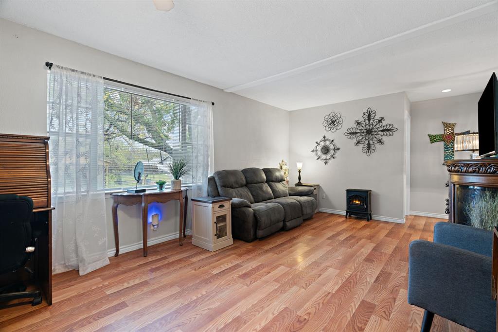 707 N Walnut Street Property Photo 14