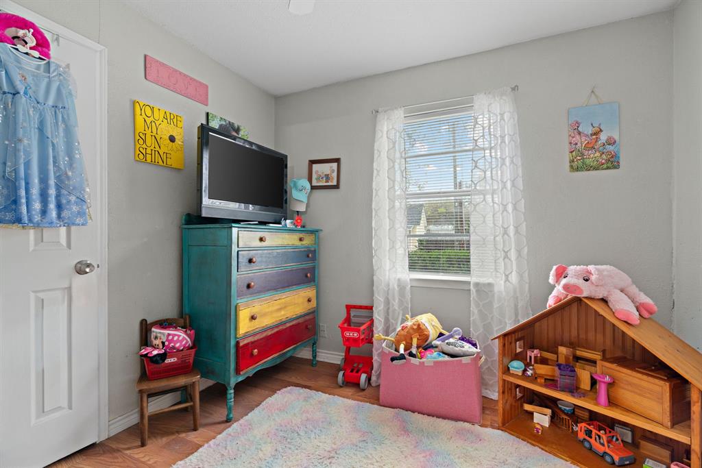 707 N Walnut Street Property Photo 17