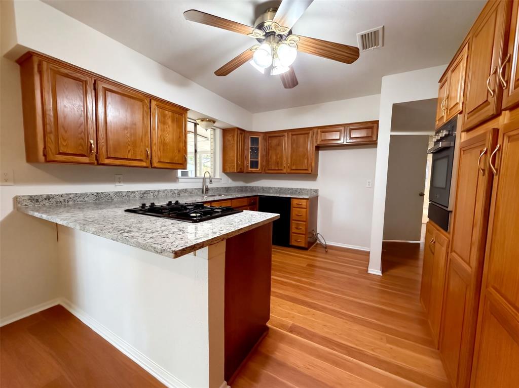 3411 Halifax Drive Property Photo 7