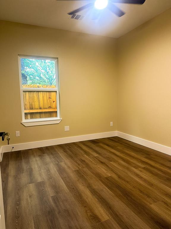 123 Seagrove Lane Property Photo 11