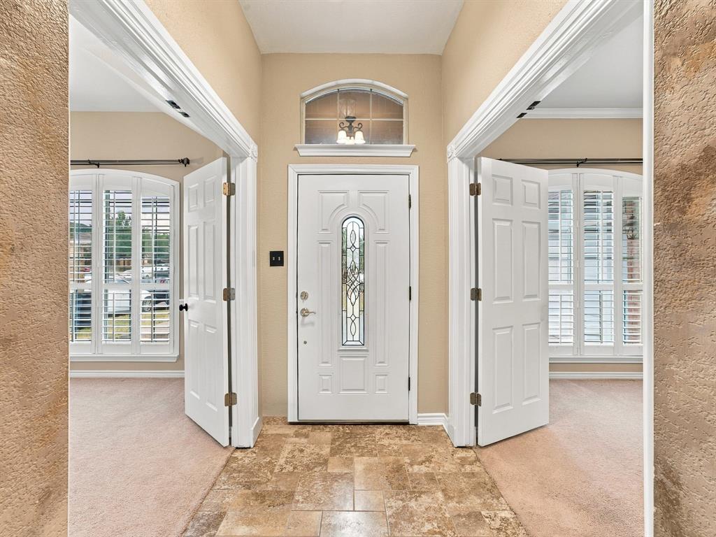 7553 Sweet Meadows Drive Property Photo 3