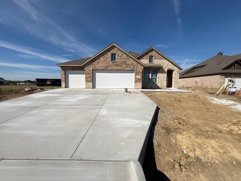 1003 Nogalito Avenue Property Photo 1