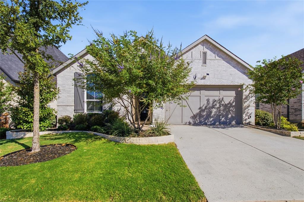 2721 Saltwood Court Property Photo 1