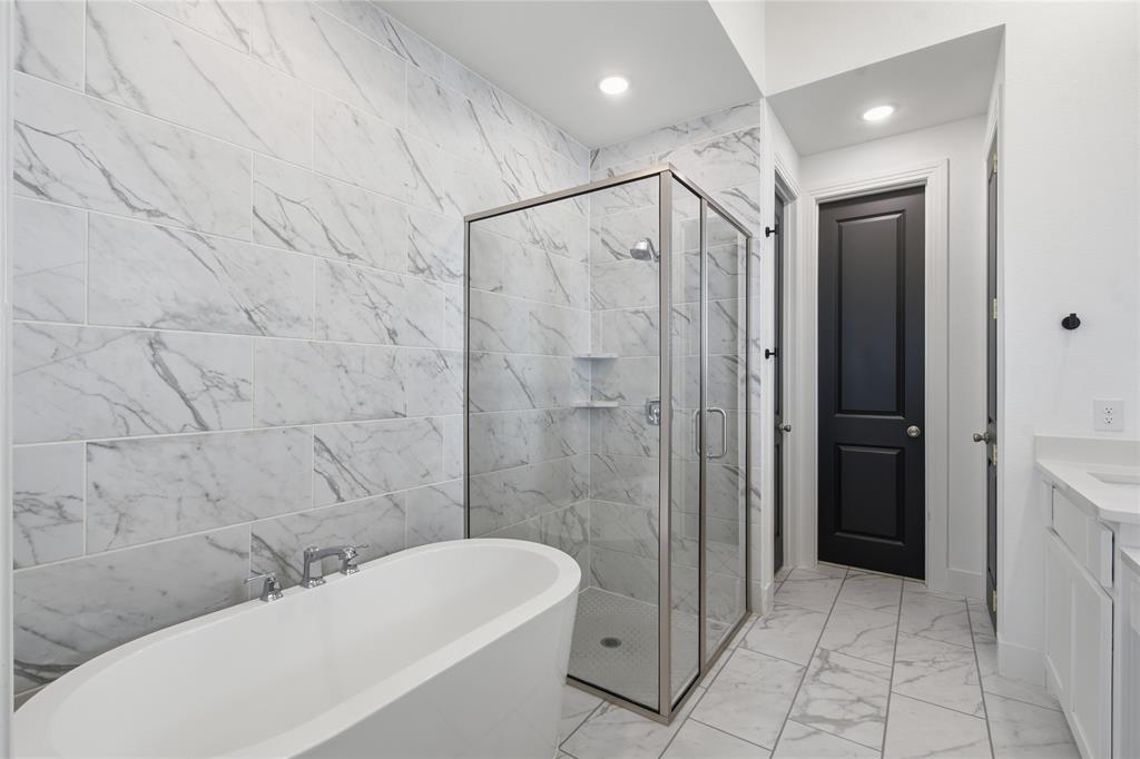 2721 Saltwood Court Property Photo 23