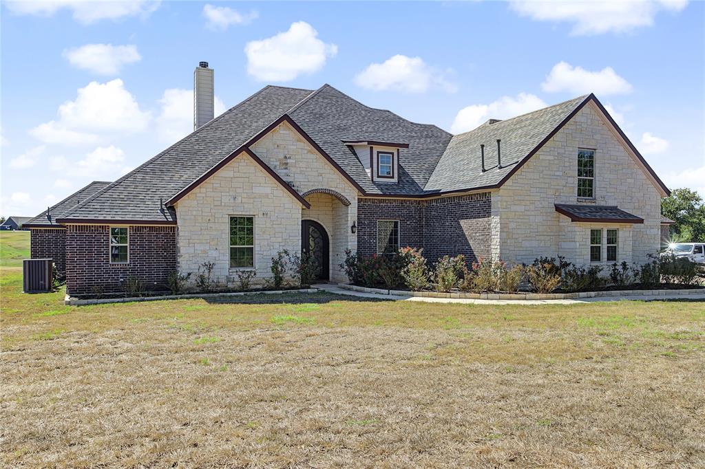 115 Chisum Drive Property Photo 2