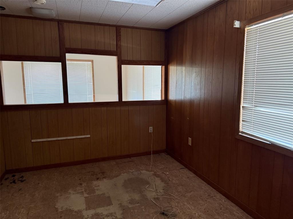 401 5th Street Property Photo 4
