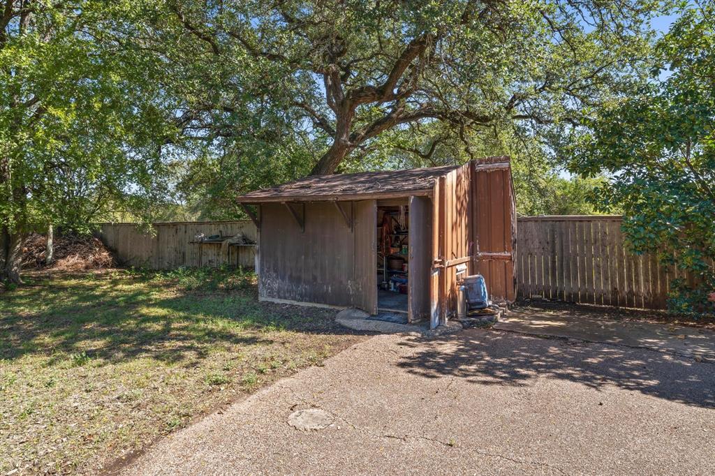 4201 N 19th Street Property Photo 34