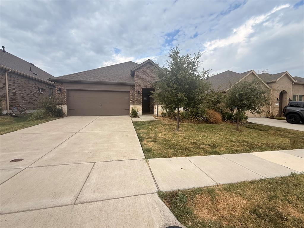 4124 Ellinger Drive Property Photo 1