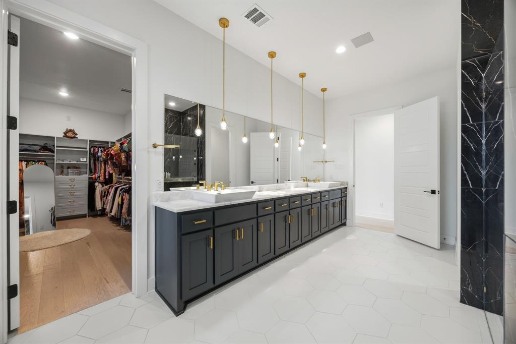 10472 Milkweed Court Property Photo 18
