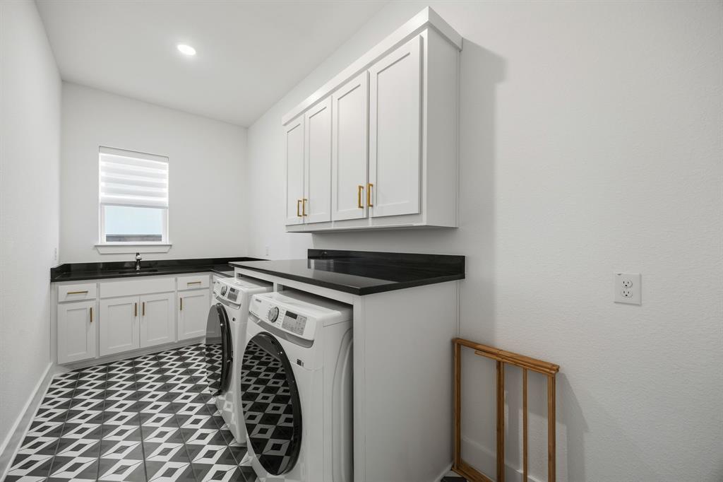 10472 Milkweed Court Property Photo 24