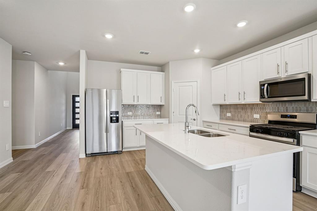 2812 Nicole Drive Property Photo 1