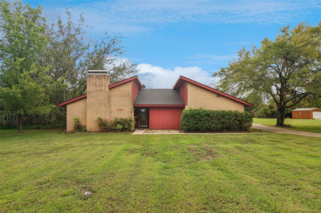 4500 Woodlawn Road Property Photo 1