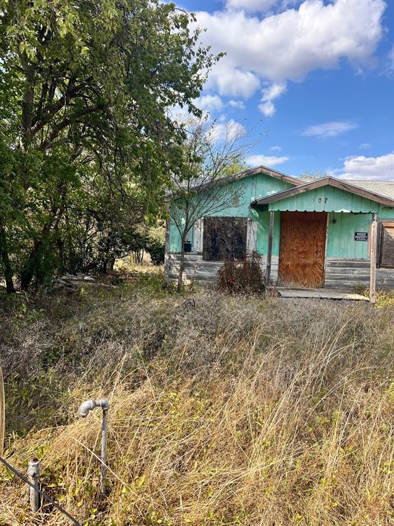 907 Culbertson Street Property Photo 1