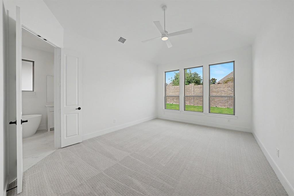 2012 Bedford Falls Drive Property Photo 23
