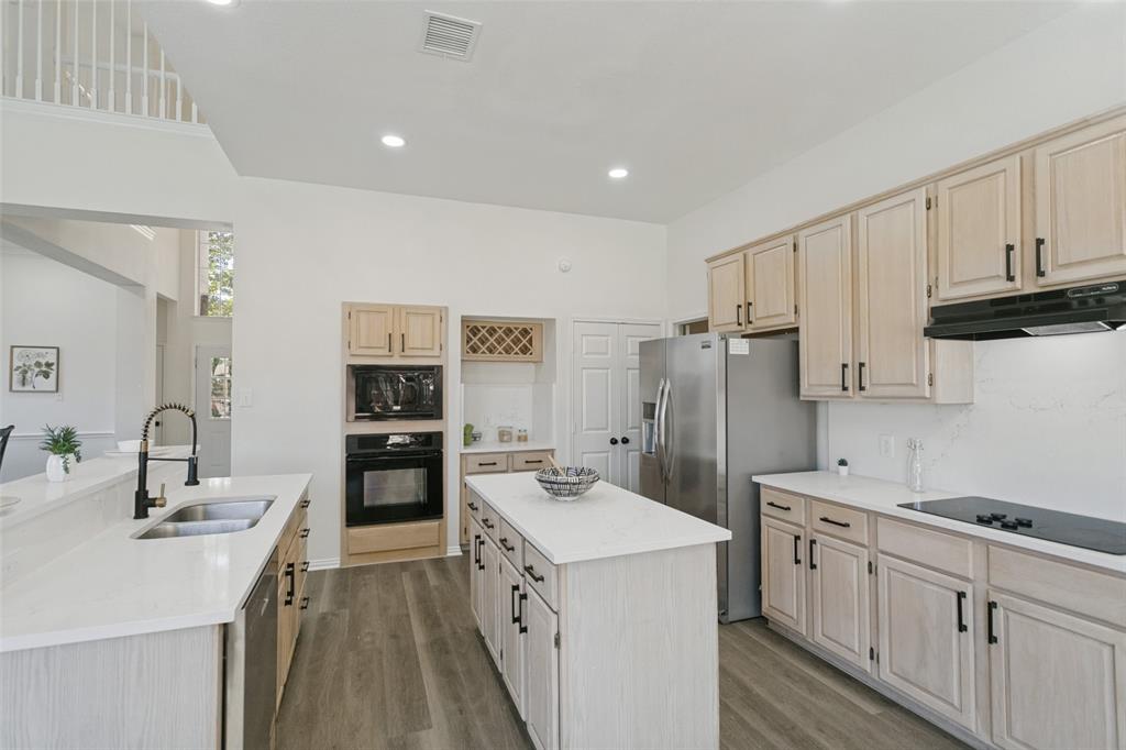 101 Fontana Court Property Photo 17