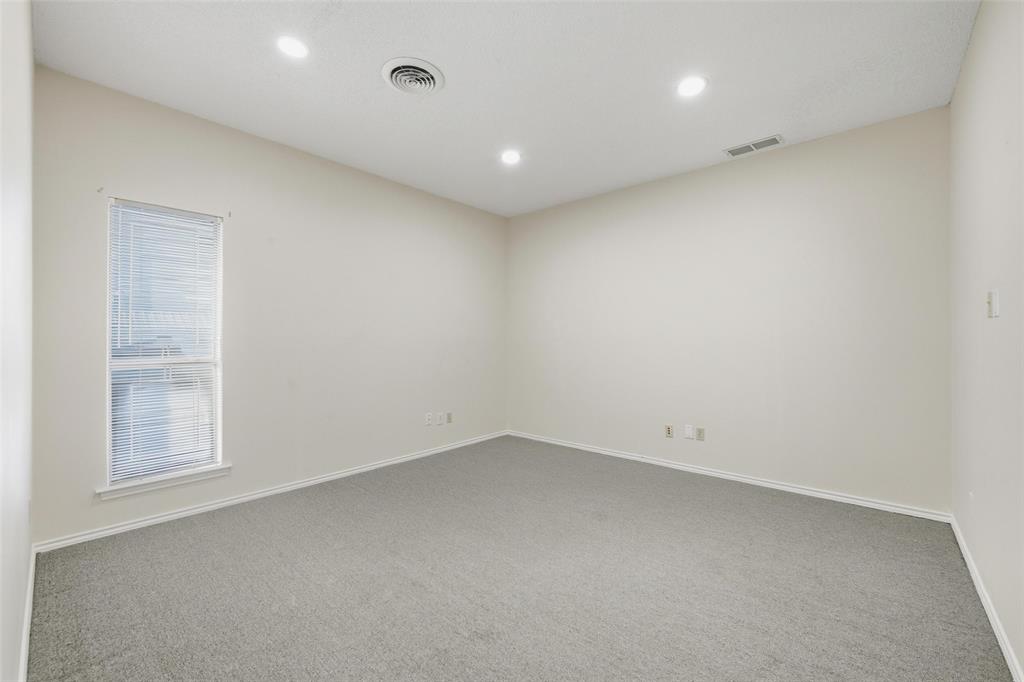 3711 W Green Oaks Boulevard D Property Photo 7
