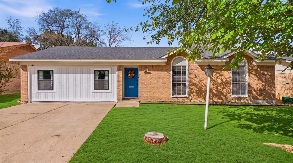 1602 Pisces Street Property Photo 1