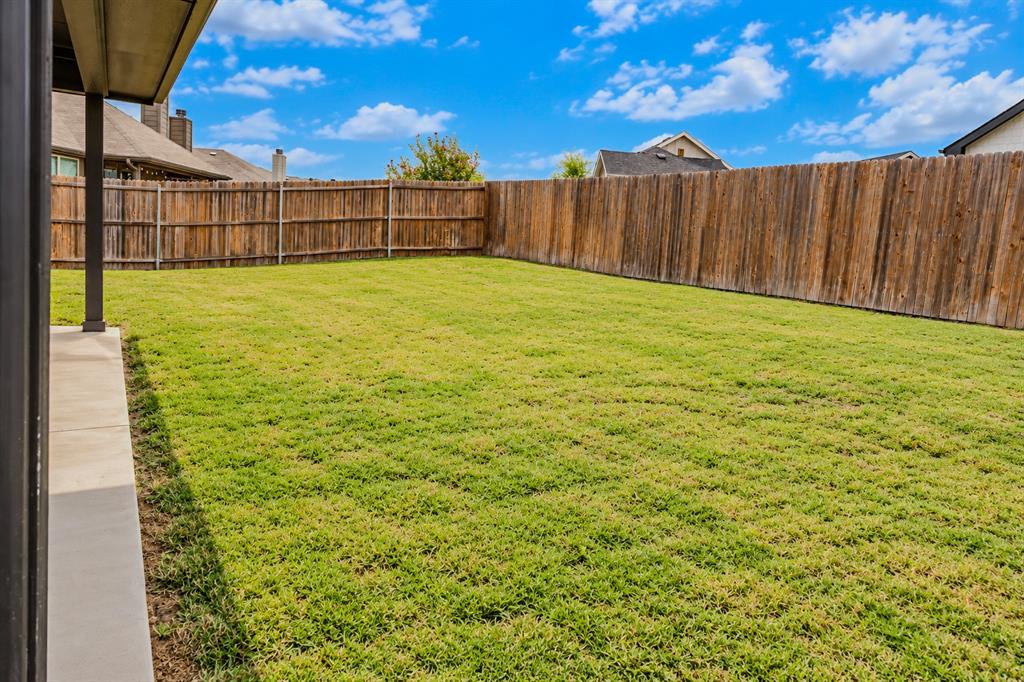 2577 Hadley Street Property Photo 32